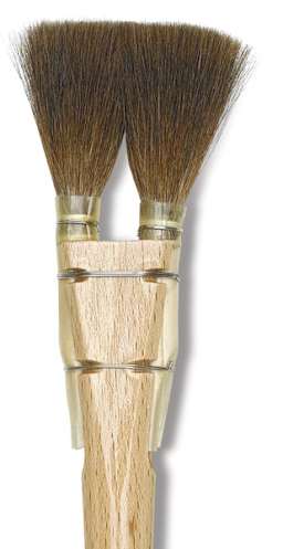 Luco Double Squirrel Square Brushes - closeup of 2 square edged round locks