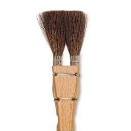 Da Vinci Double Squirrel Brush - Square-Edged, Size 1.5 close up