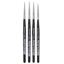 Da Vinci Micro Maestro Kolinsky Round brushes in various sizes laid out