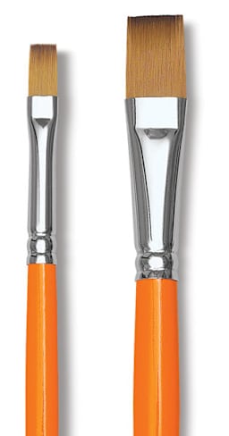 Raphaël Kaërell Synthetic Sable Brushes - Closeup of 2 sizes of Flat Brushes shown