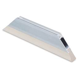 MUSEO ALU-Frame Aluminum Stretcher Bars - Angled view of single 15/16" Bar