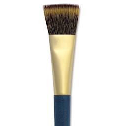 Isabey Isacolor Synthetic Brush - Wash, Short Handle, Size 6, close-up