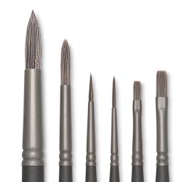 Richeson Grey Matters Pocket Brushes - Closeup of tips of several brushes