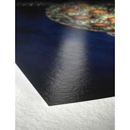 Hahnemühle FineArt Baryta Inkjet Photo Cards (Corner close-up of a print on the paper)