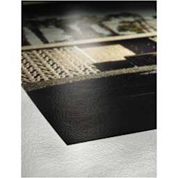 Hahnemühle Photo Rag Metallic Inkjet Photo Cards (Corner close-up of a print on the paper)