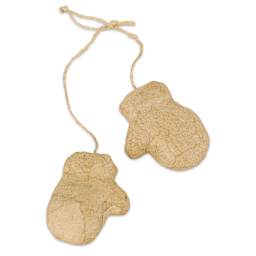 Decopatch Paper Mache Ornament - Mittens