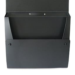 Start 0 Essential Portfolio, Black - 17" x 22" x 1-1/2" open