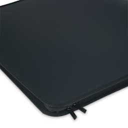 Itoya ProFolio Zipper Binder - 17" x 14", 5 Sleeves (close-up of corner and zipper)