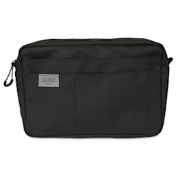 Delfonics Water Repellent Inner Carrying Case - Black, 7.25" x 10.5" x 2.56", front