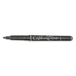 Manuscript CalliCreative Italic Marker - Metallic Sliver, 2.5 mm, Medium Point with cap off