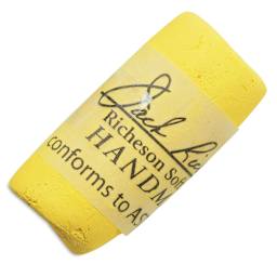 Richeson Soft Handrolled Pastel - Yellow Y16