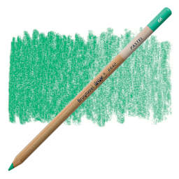 Bruynzeel Design Pastel Pencil - Green 66 pastel pencil and swatch