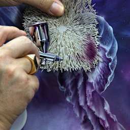 Iwata Artool Freehand Template - Artist using Mini template to add texture effect to jellyfish painting