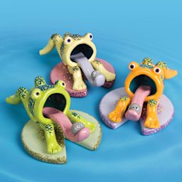 Mayco Fundamentals Underglazes and Sets - finished frog art examples