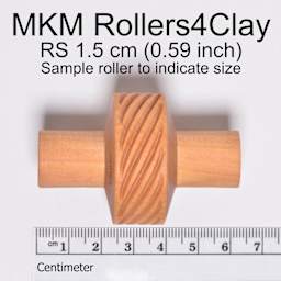 MKM Pottery Tools Small Handle Roller - Braid dimensions