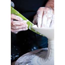 Mudtools Polymer Platter Rib - Large, Green - in use