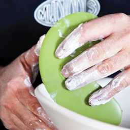 Mudtools Polymer Bowl Rib - Large, Green - in use close-up