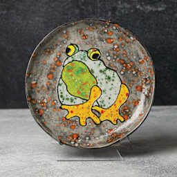 Mayco Earthenware Bisque Plates - Casualware Salad Plate, 8" finished product with frog design