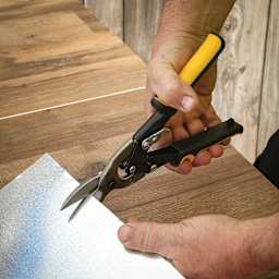 GreatNeck Aviation Snips - in use