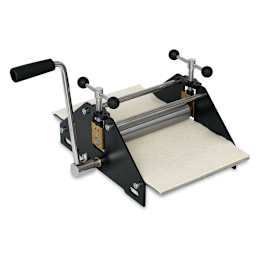 Blick Baby Press Package, View steel bed plate and felt blanket in the press