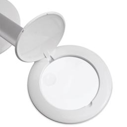 Daylight Halo Go Magnifier Lamp magnifier close-up