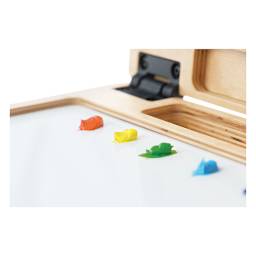 New Wave u.go Plein Air Anywhere - Plastic Palette, White, Medium - in use, close-up (paint not included)