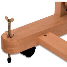 Mabef Artist's Easel M-06​ - Closeup of Stabilizer points on base