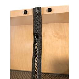 Diversified Spaces Sculpture Ware Cart - Closeup of zipper on clear vinyl door closure