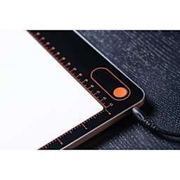 Daylight Tabla XL Light Pad - corner with dimmer button