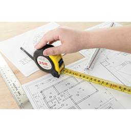Pacific Arc Tape Measure (in use)
