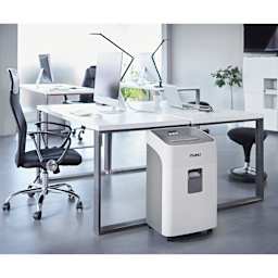 Dahle 52214 Small Office Shredder - in office