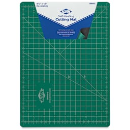 Alvin Cutting Mat - 8 1/2" x 12", Green/Black - front of packaging