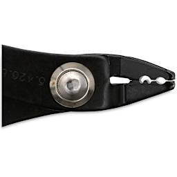 Beadalon Crimper - Closeup of Crimper end closed
