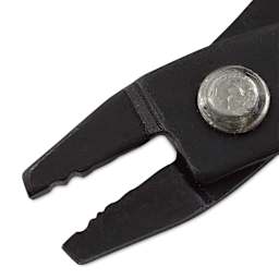 Beadalon Micro Crimp Tool close-up of jaws