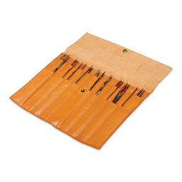 Muud Oslo XL Leather Double-Pointed Knitting Needle Case - Brown - holding needles (not included)