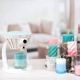 We R Memory Keepers Wick Candle Maker (Wick Candle Maker with sample candles)