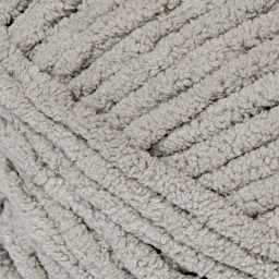 Bernat Blanket Yarn - Pale Grey, 220 yards (Close-up of yarn)