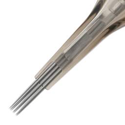 Peak Quartz Magnum Medium Taper Tattoo Needle Cartridges - #10, 7 Needles, Pkg of 20, close-up of needle