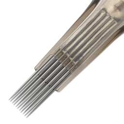Peak Quartz Magnum Long Taper Tattoo Needle Cartridges - #12, 11 Needles, Pkg of 20, close-up of needle
