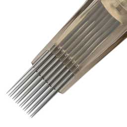 Peak Quartz Magnum Long Taper Tattoo Needle Cartridges - #12, 15 Needles, Pkg of 20, close-up of needle