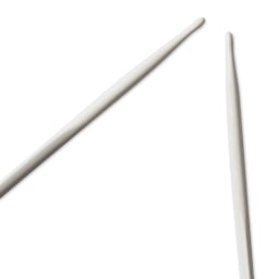Prym Ergonomics Double Point Knitting Needle Set - Size 4, Set of 5, 8" - close-up of needle tips