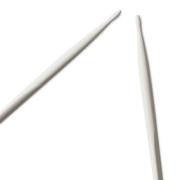 Prym Ergonomics Double Point Knitting Needle Set - Size 6, Set of 5, 8" - close-up of needle tips