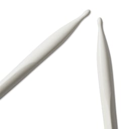 Prym Ergonomics Double Point Knitting Needle Set - Size 11, Set of 5, 8" - close-up of needle tips
