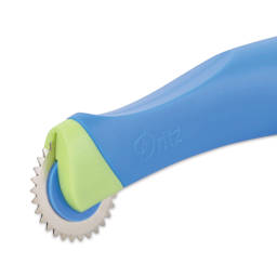 Dritz Sewing Tool Set, close-up of tracing wheel