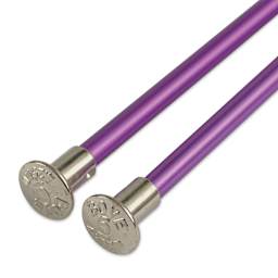 Boye Aluminum Knitting Needles - US 6, 10" - close-up