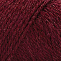 Universal Yarn Fawning Yarn - Cranberry, close-up