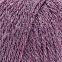 Universal Yarn Fawning Yarn - Heliotrope, close-up