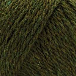 Universal Yarn Fawning Yarn - Kelp, close-up