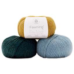 Universal Yarn Fawning Yarns