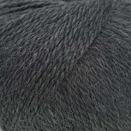 HiKoo Highland Lux Yarn - Charcoal close up to show texture